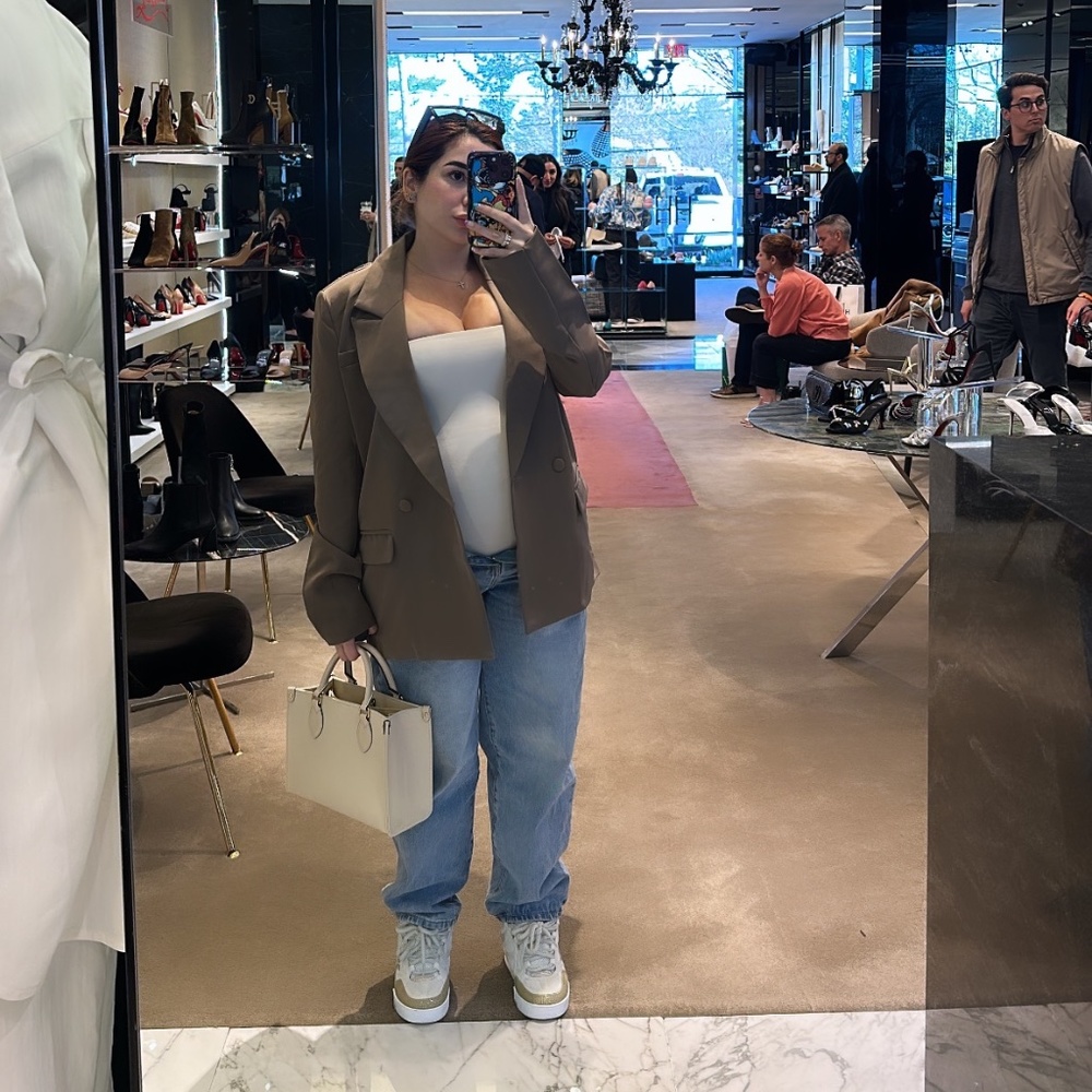 Meet your Posher, Melissa